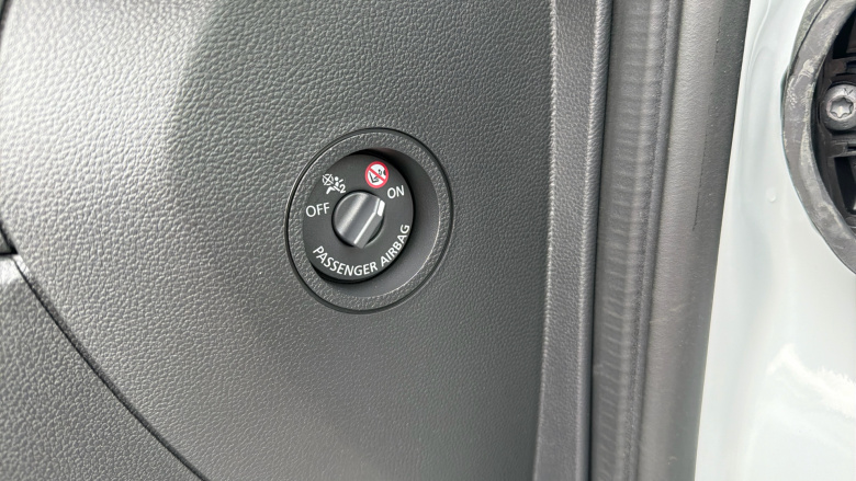 Renault Trafic Swb Diesel SL30 Blue dCi 130 Advance [Safety] Van